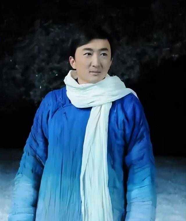 他是知名演员<strong></p>
<p>鲸鱼币</strong>，40岁二胎得女，41岁突然离世将悲痛留给妻子与儿女