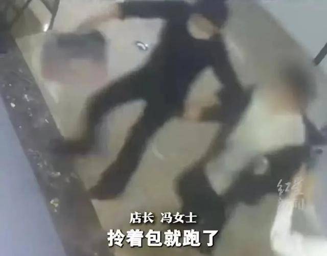 上海两女子吃159元自助<strong></p>
<p>鲸鱼币</strong>,偷偷“打包”近400元菜品