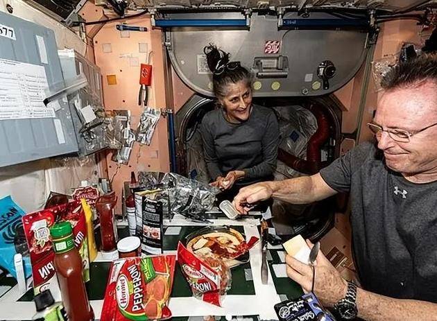 两名宇航员被困空间站超半年<strong></p>
<p>币圈社区</strong>,但情况没有想象的那么糟