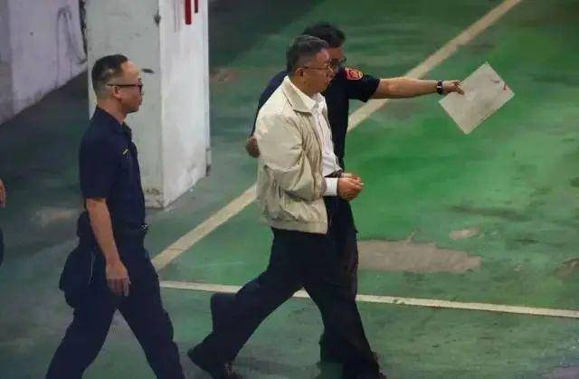 检方暗示柯文哲不辞党主席就羁押<strong></p>
<p>wfee币</strong>,蓝白阵营批“干预在野党务运作”