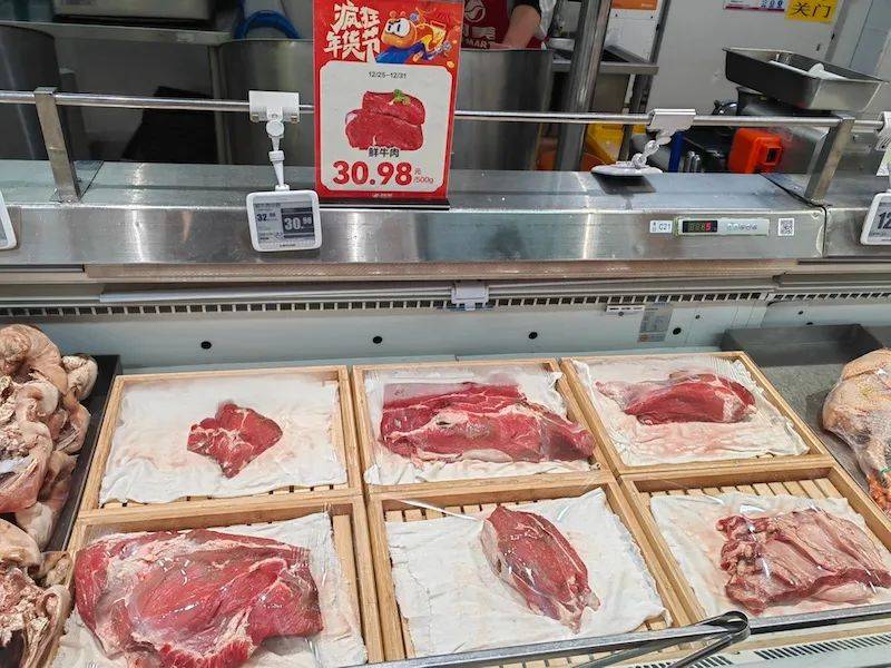 一头肉牛平均亏损1600元以上！牛肉价格跌至年内新低<strong></p>
<p>新农币</strong>，今年有望反弹