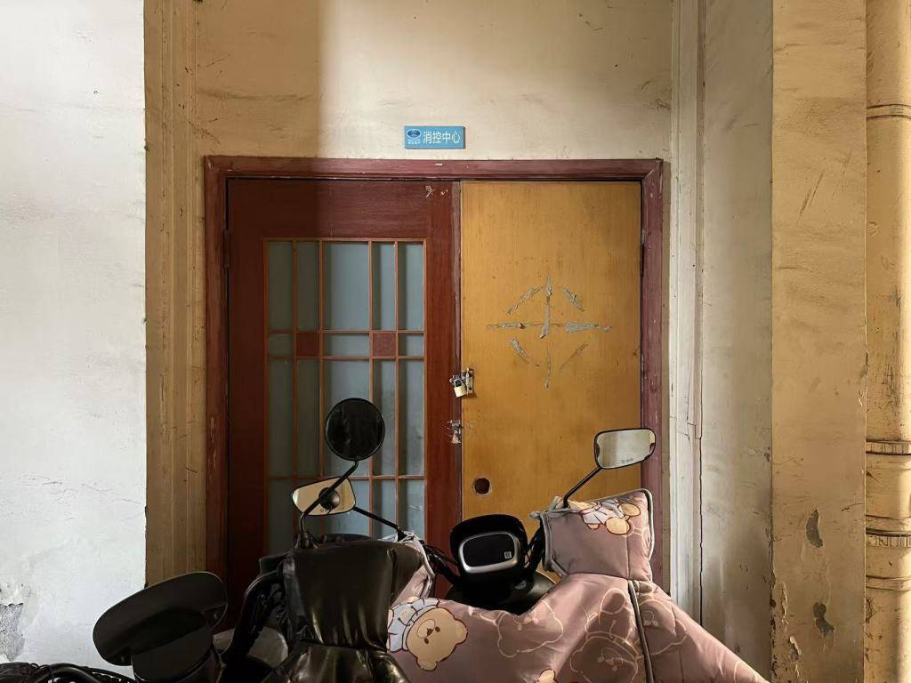 苏州一小区换新物业无法入场:重新核票未果<strong></p>
<p>炒币的网站</strong>,街道办拟撤销业委会备案