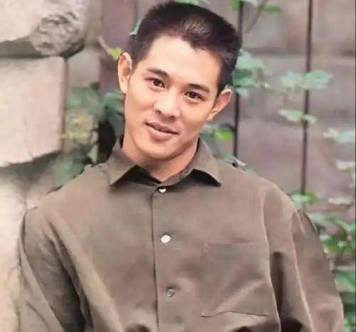 李连杰:后事一切从简<strong></p>
<p>炒币的网站</strong>，不用立碑也不用办丧事，树葬海葬都可以