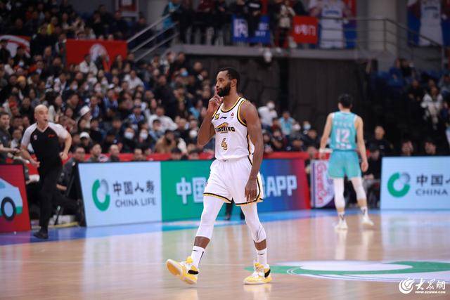 热血沸腾!青岛男篮最后三分钟14-0绝地翻盘<strong></p>
<p>币圈新秀</strong>,队史首次单赛季双杀辽宁