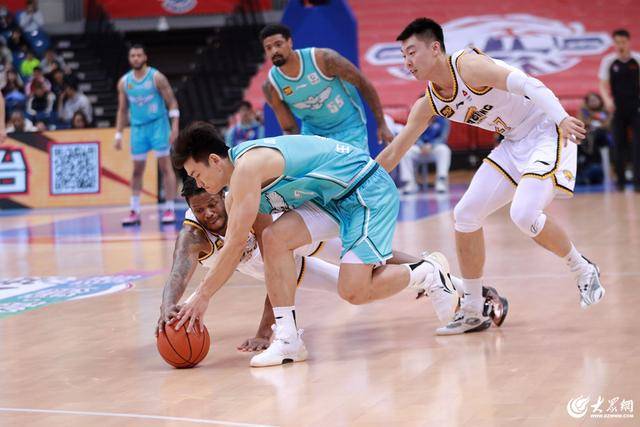 热血沸腾!青岛男篮最后三分钟14-0绝地翻盘<strong></p>
<p>币圈新秀</strong>,队史首次单赛季双杀辽宁