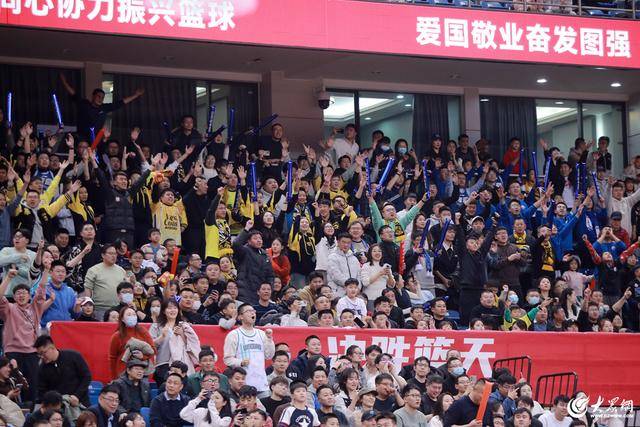 热血沸腾!青岛男篮最后三分钟14-0绝地翻盘<strong></p>
<p>币圈新秀</strong>,队史首次单赛季双杀辽宁