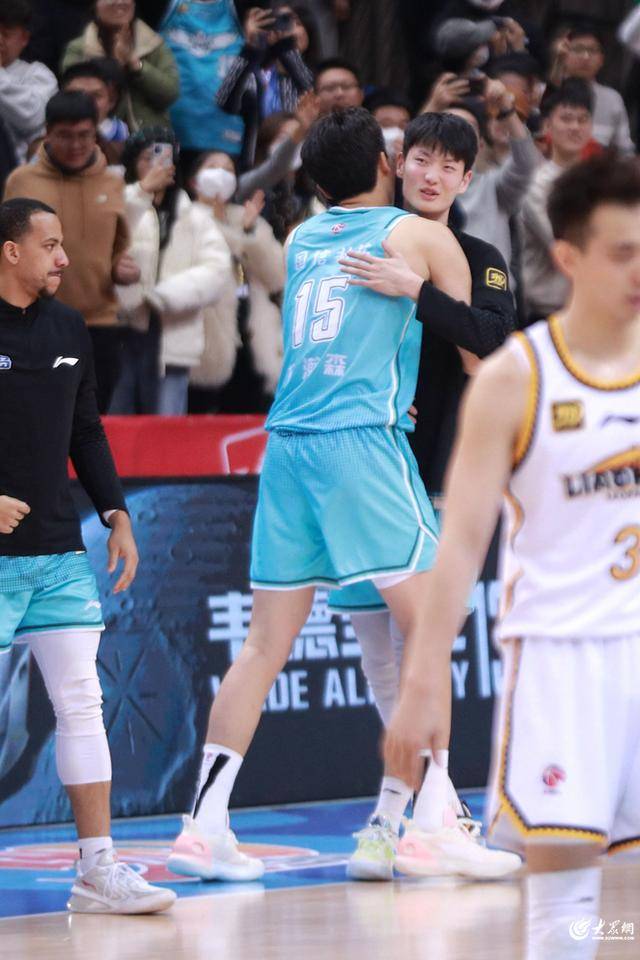 热血沸腾!青岛男篮最后三分钟14-0绝地翻盘<strong></p>
<p>币圈新秀</strong>,队史首次单赛季双杀辽宁
