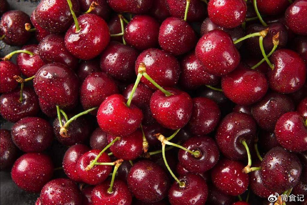 车厘子暴跌80%<strong></p>
<p>合约币走势</strong>,为何还是没人买?这4个原因很现实,难以改变