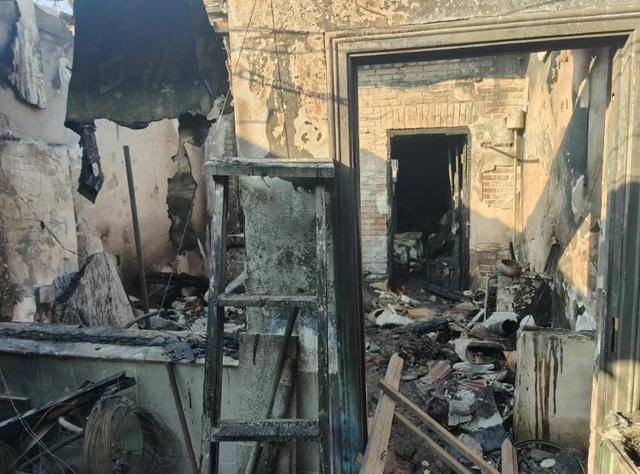 离谱!北京一女子电热毯起火后换房接着睡<strong></p>
<p>币圈政策</strong>,烧毁一排房屋……