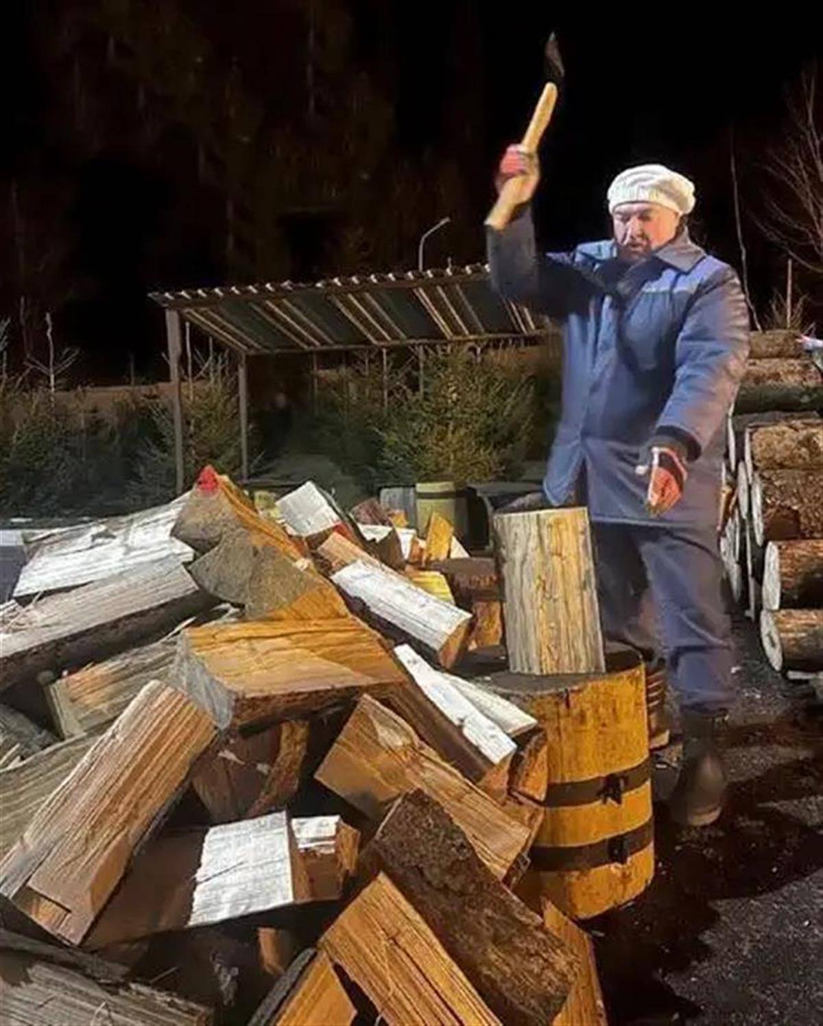 卢卡申科又开始劈柴了<strong></p>
<p>支点币圈</strong>，这次是为大选“热身”