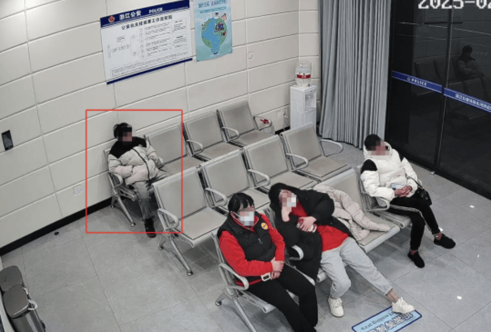 “我赌博了<strong></p>
<p>炒币线视频讲解</strong>，钱都输光了！”深夜，杭州小伙报警自首求戒赌瘾