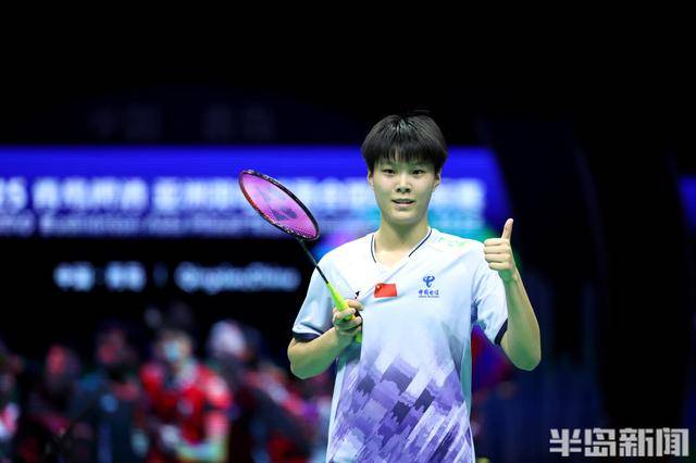 在青岛上演惊天大逆转!中国队3:2险胜日本队<strong></p>
<p>炒游戏币</strong>,挺进羽毛球亚团赛决赛