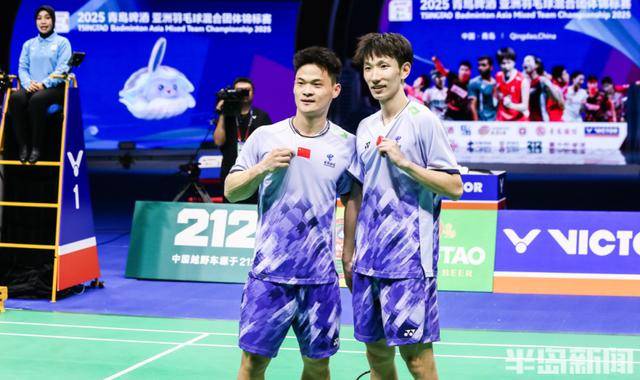 在青岛上演惊天大逆转!中国队3:2险胜日本队<strong></p>
<p>炒游戏币</strong>,挺进羽毛球亚团赛决赛