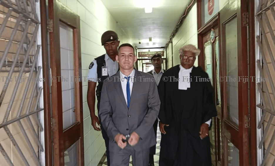 美国男子度蜜月期间杀害华裔妻子<strong></p>
<p>炒币群</strong>,被判终身监禁!两人恋爱3个月闪婚,警方:受害者被殴打致死