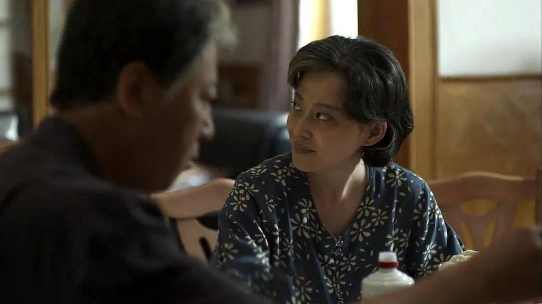 怕被子女掏空棺材本的老人<strong></p>
<p>上币保证金</strong>，开始“养老防儿”