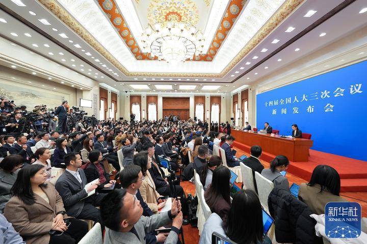 人大首场发布会<strong></p>
<p>炒币新闻</strong>，娄勤俭90分钟回答了这些热点