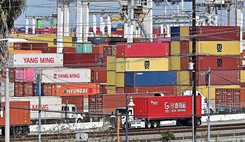 关税战将导致全球新一轮大萧条<strong></p>
<p>重庆炒币群</strong>?