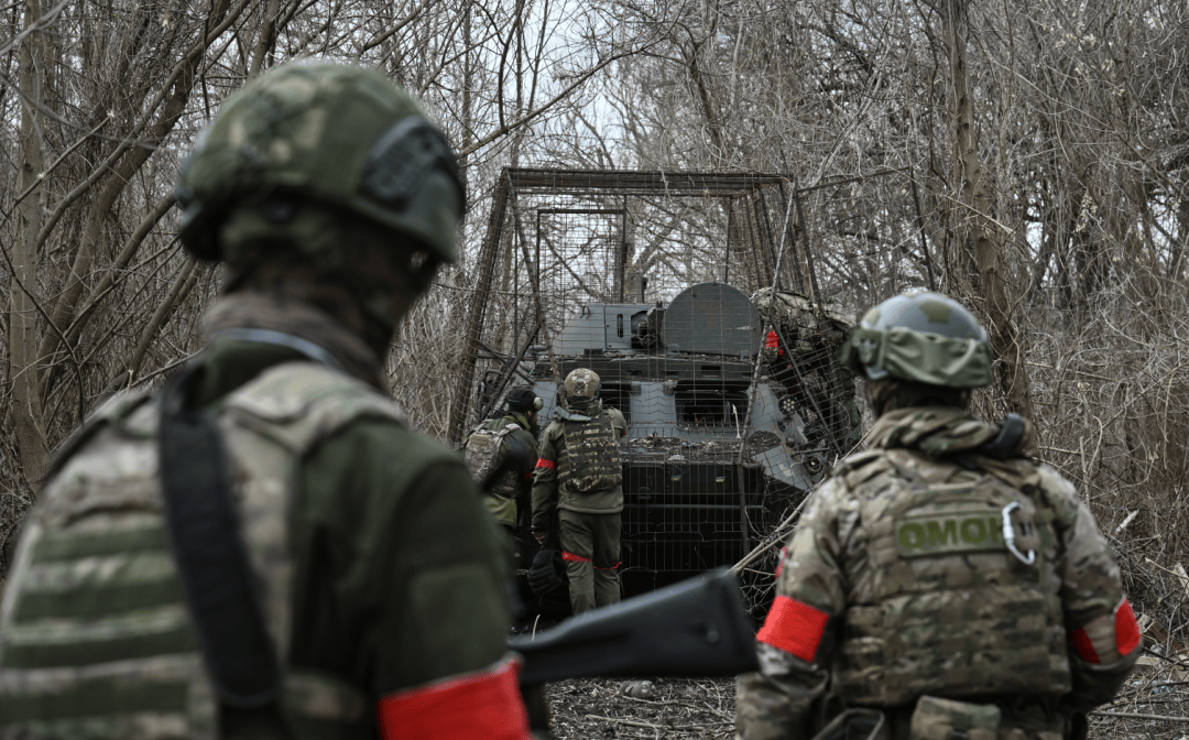 俄军发动大规模袭击<strong></p>
<p>币币交易网站</strong>！