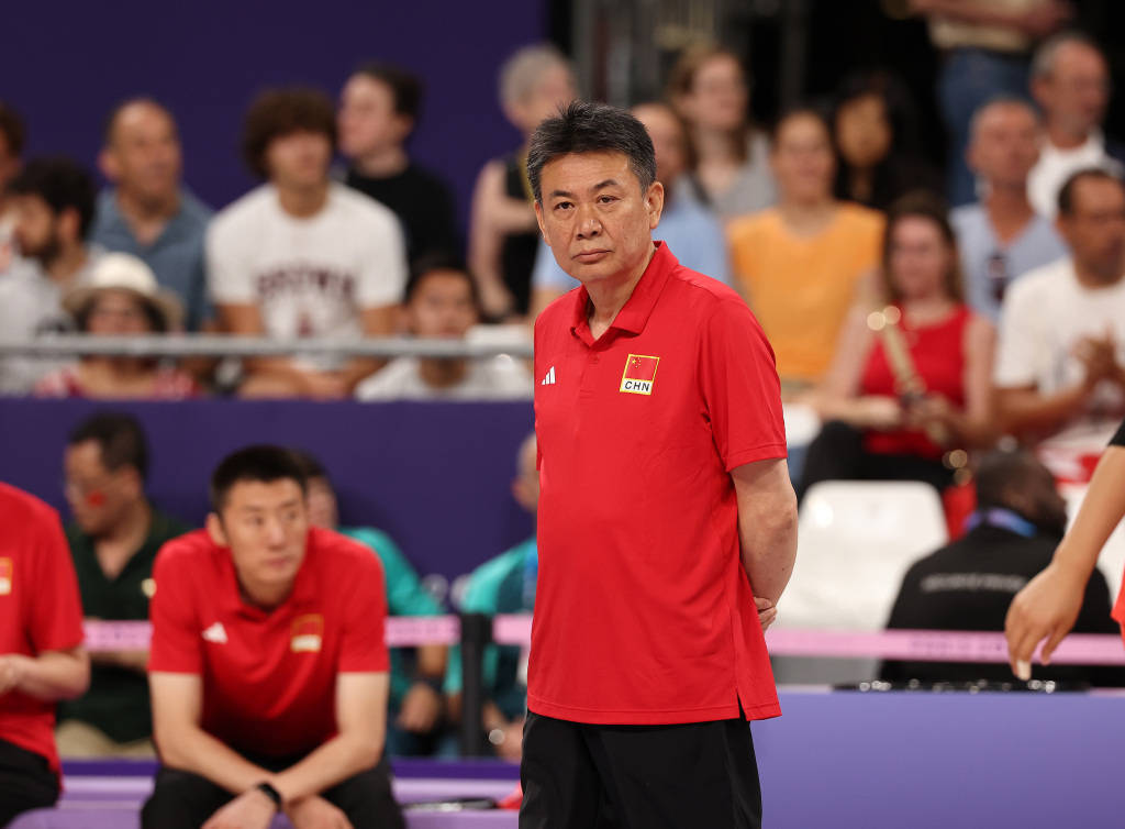 谁能成为中国女排下一任主帅<strong></p>
<p>币圈联盟</strong>?想要打好这份工真的挺难
