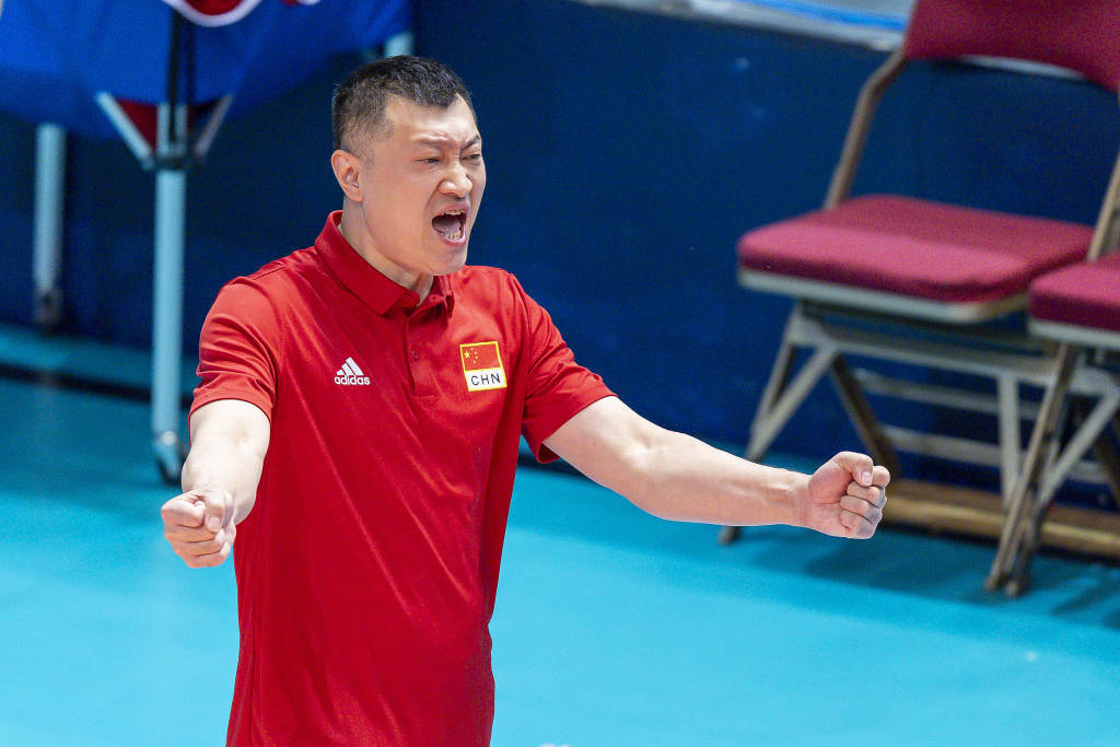 谁能成为中国女排下一任主帅<strong></p>
<p>币圈联盟</strong>?想要打好这份工真的挺难