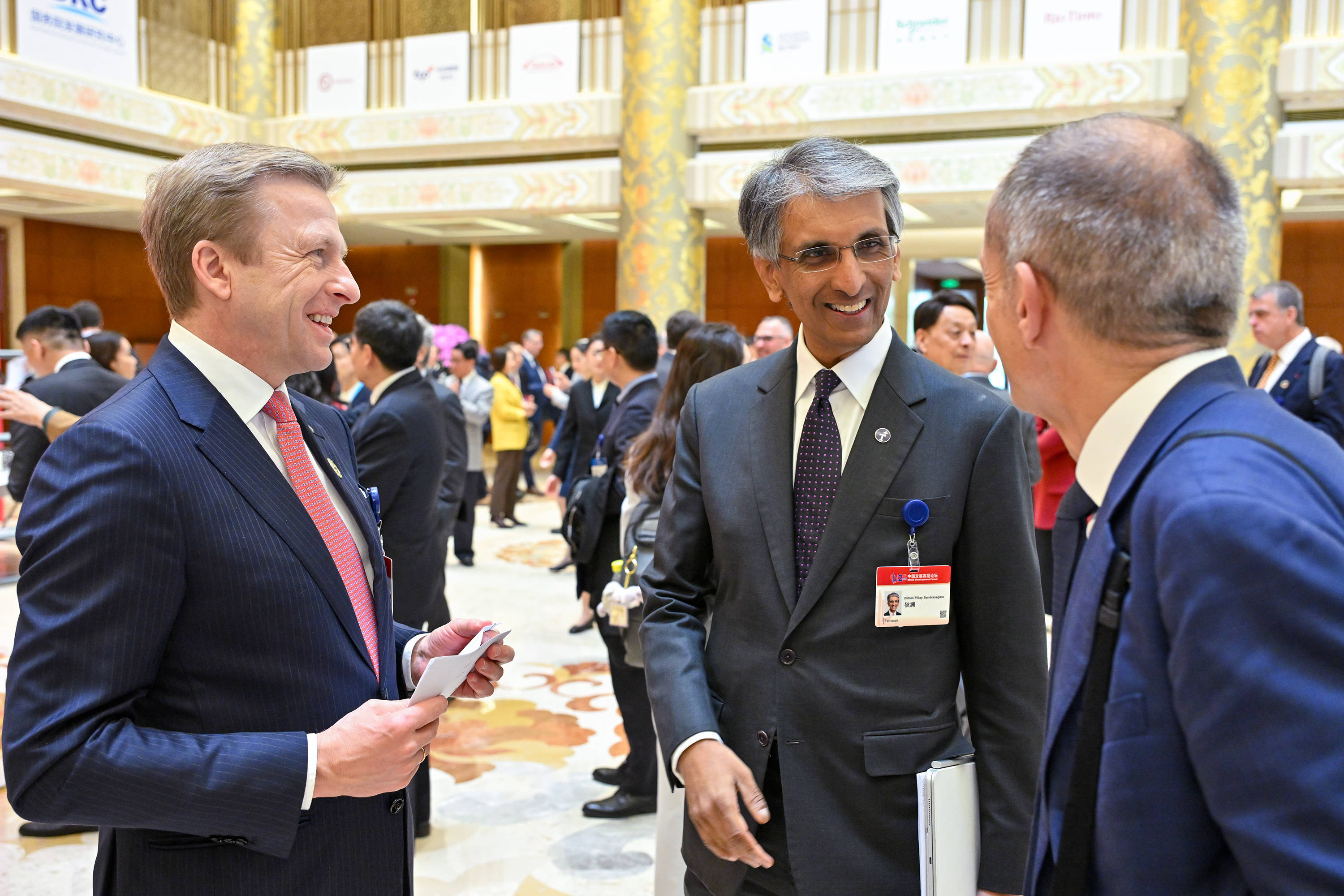 高层论坛2025|“创新为中国经济注入韧性”——中国发展高层论坛与会嘉宾对中国发展前景充满信心