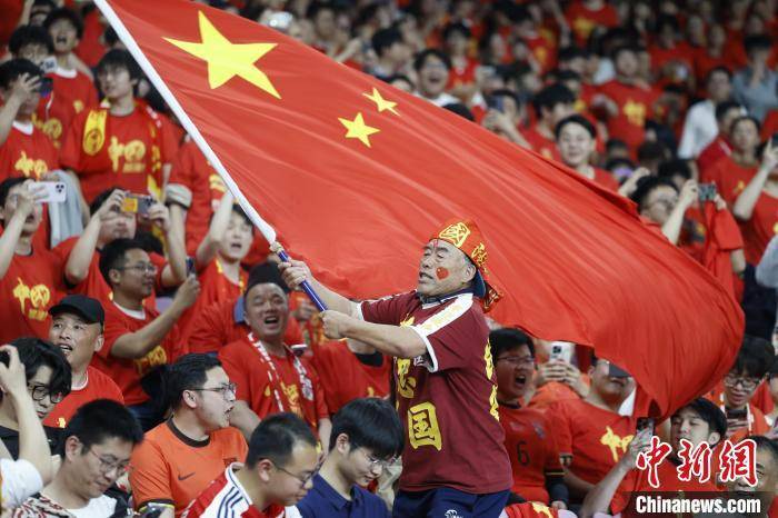 “纪录之夜”<strong></p>
<p>烙印币</strong>,国足“半场好戏”未能救赎