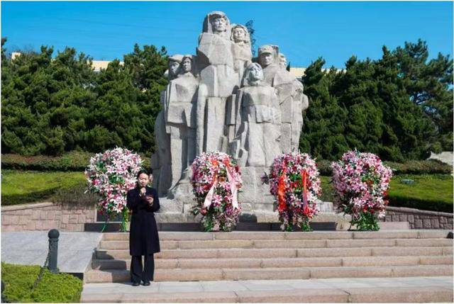 清明追思承遗志 校地共建护忠魂——青岛理工大学与市退役军人服务中心联合举办烈士纪念活动
