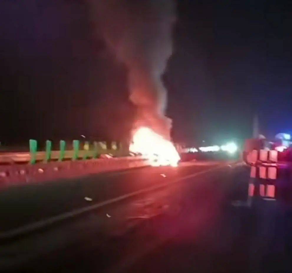 “人活活烧没了”热传!小米汽车<strong></p>
<p>炒币故事</strong>,刚刚回应