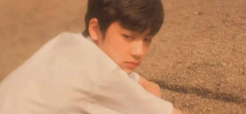 热搜第一<strong></p>
<p>c币交易</strong>!24岁男演员不幸去世