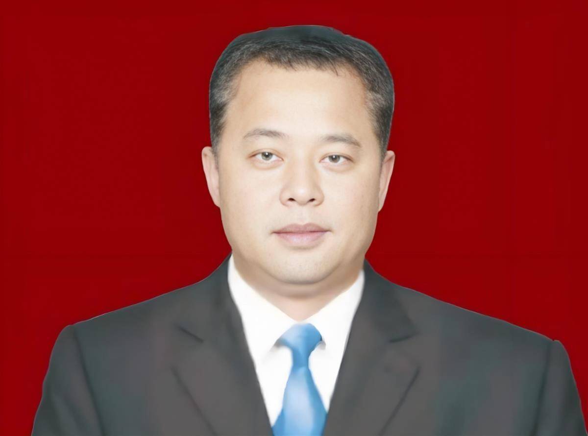 极目政情丨被提级巡视后<strong></p>
<p>c币交易</strong>，昆明两人落马