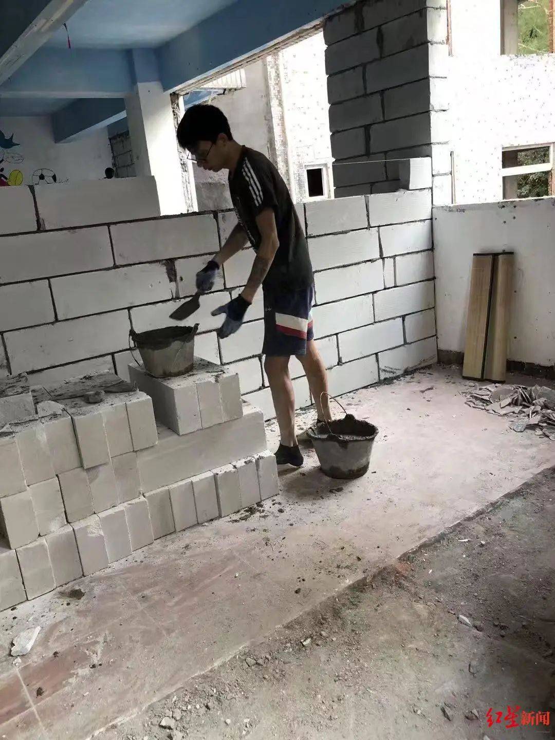 小伙搬砖9年攒200万<strong></p>
<p>炒币经验</strong>，修别墅买车：宁愿不要这些钱，若时间倒流想好好读书