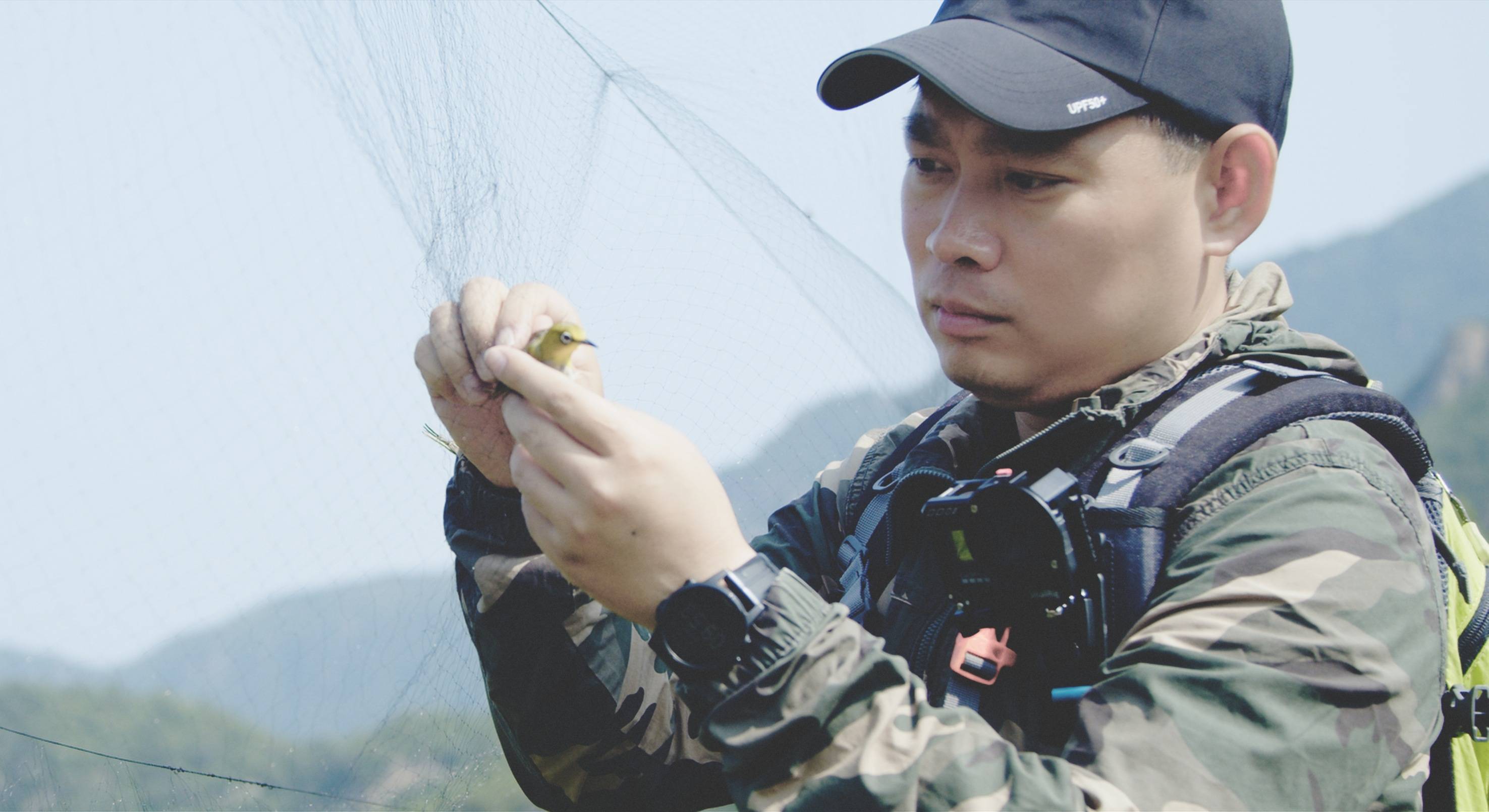 森林警察韩孟祺:乔装成驴友潜伏密林中<strong></p>
<p>今日币圈行情</strong>,抓获“粘鸟”嫌疑人