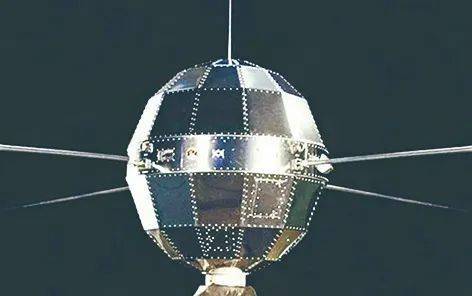 东方红一号还“活”着<strong></p>
<p>炒币亏惨</strong>！有人每年给它拍生日照