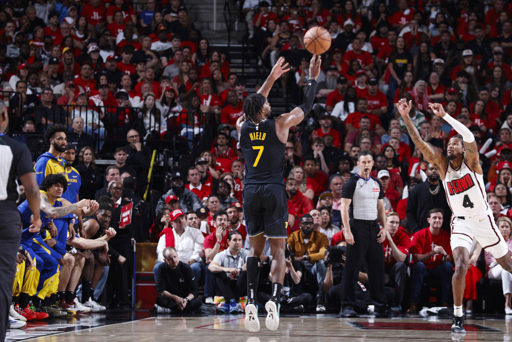 库里22分赢下抢七大战<strong></p>
<p>炒币指标</strong>，火箭10年难破“火勇大战”的魔咒