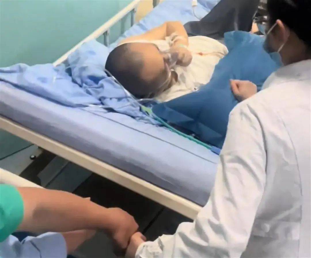 突发讣告!他已去世<strong></p>
<p>花链币</strong>,从确诊到离世仅1个月!