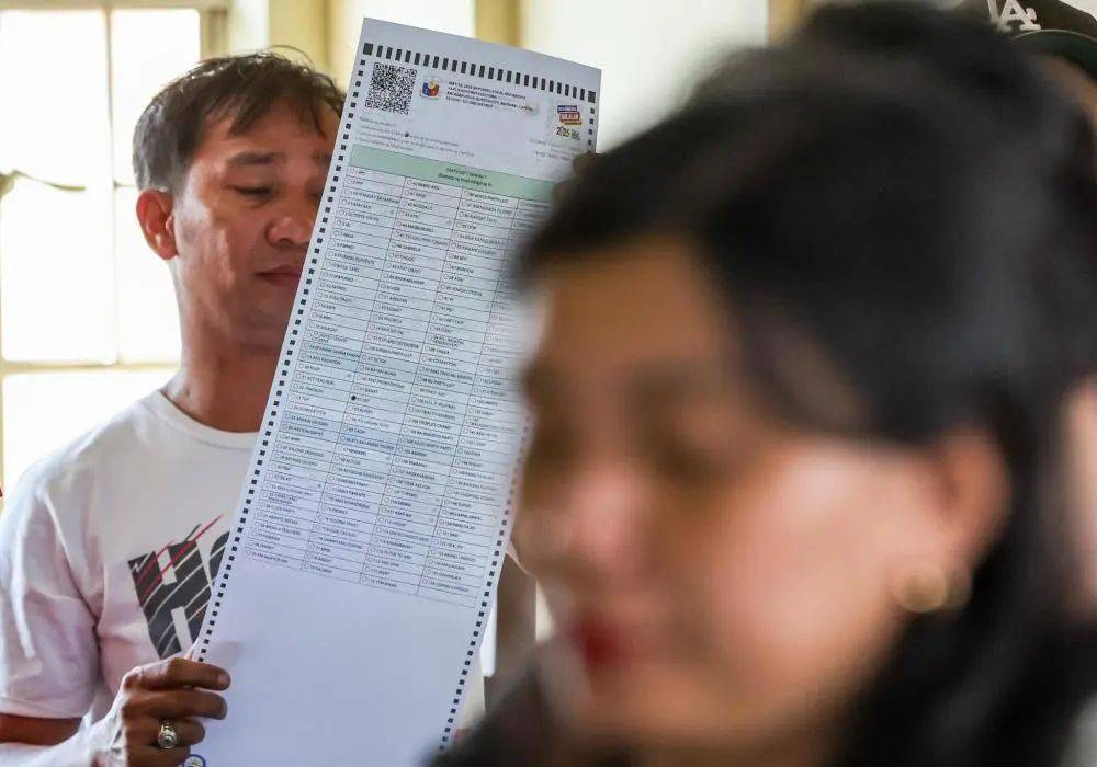 最新!杜特尔特参选达沃市长<strong></p>
<p>专业炒币网</strong>,目前被羁押在国际刑事法院!菲律宾举行中期选举,警方已进入“全面警戒”状态