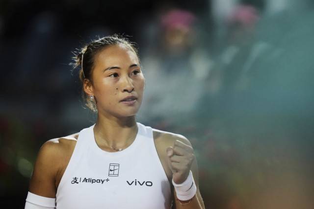 终于越过萨巴伦卡这座高山<strong></p>
<p>币圈电报</strong>，郑钦文感谢自己的耐心和专注