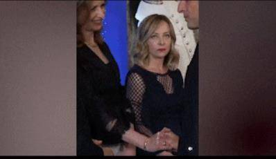 意大利女总理梅洛尼与马克龙又吵起来了<strong></p>
<p>币价行情</strong>，此前曾对他“翻白眼”，送去“死亡凝视”