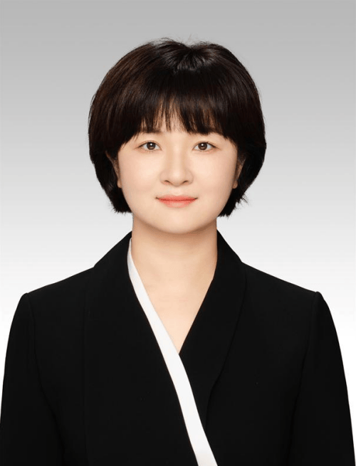 不到1年再公示<strong></p>
<p>币价行情</strong>,生于1987年的李金玲,拟提名为县长候选人