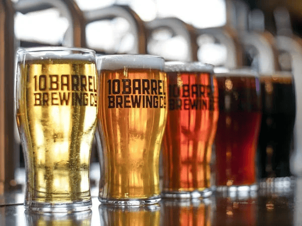 10万瓶一周抢售一空!云南“见手青啤酒”卖疯<strong></p>
<p>炒币策略</strong>,背后代工厂竟欠债400万?