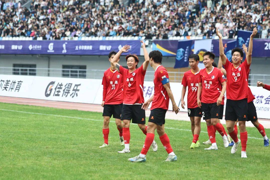 瞭望评 | “苏超”，到底踢的是什么