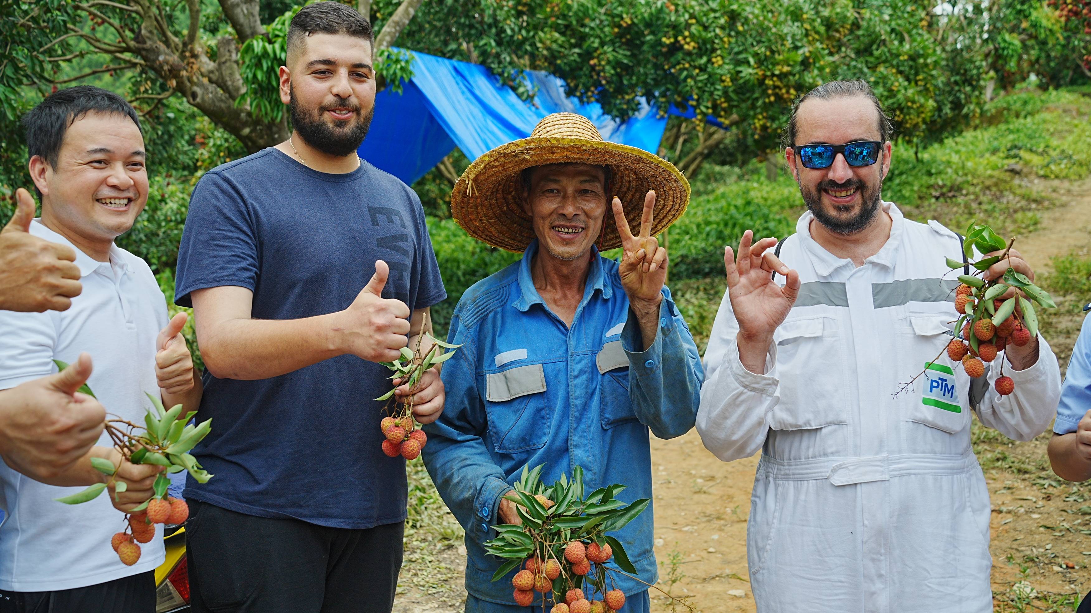 “第一次吃<strong></p>
<p>币圈波段</strong>，像吃葡萄！”外籍船员在惠州品尝荔枝