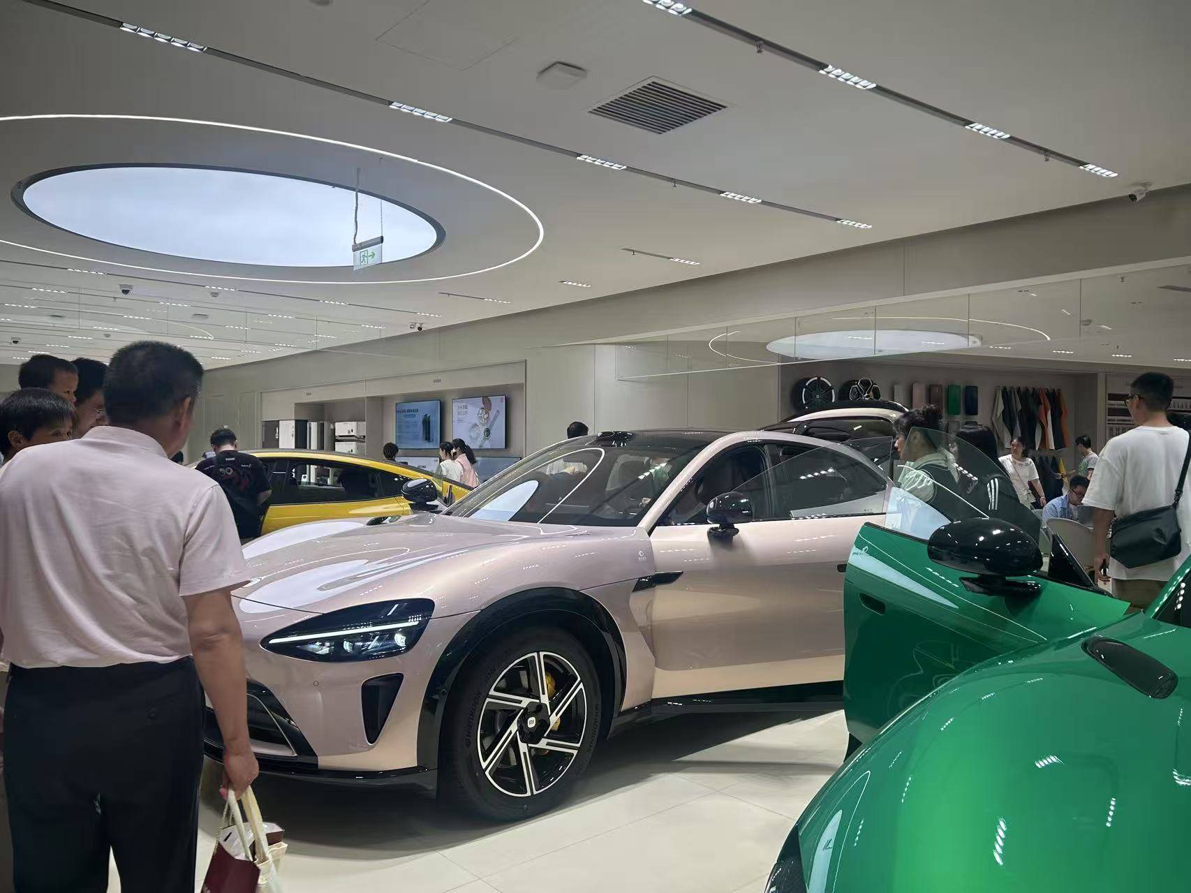 小米YU7上市72小时：“锁单+1”刷屏工作群<strong></p>
<p>币交易网站</strong>，提车时间最长超一年，雷军直面“产能挑战”？