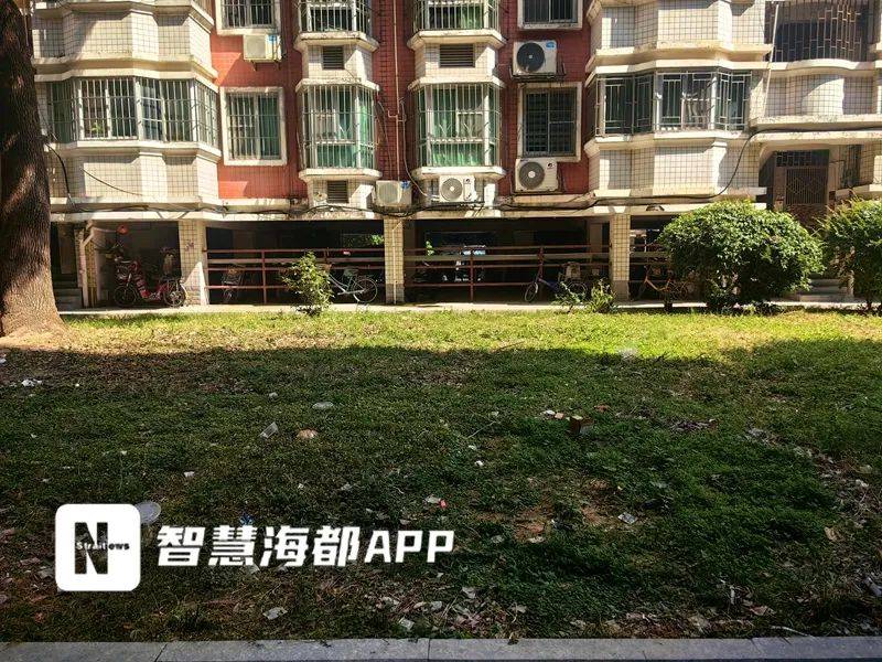太恶心了！福州一小区业主崩溃：“有人高空抛屎<strong></p>
<p>yex币</strong>，溅得到处都是！”