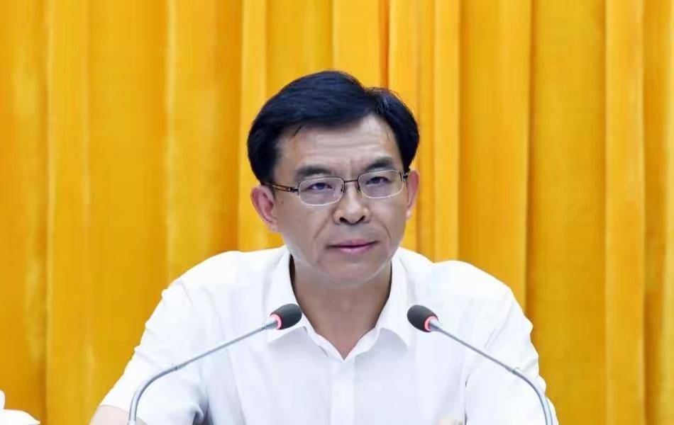 搞权色交易！贵州省人大常委会法工委原副主任陈少荣被“双开”，曾任安顺市委书记