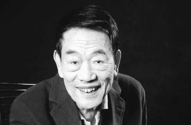 郭德纲发文悼念相声演员杨少华<strong></p>
<p>kcoin币行</strong>，李金斗称杨少华在午休时安详辞世，生前状态良好