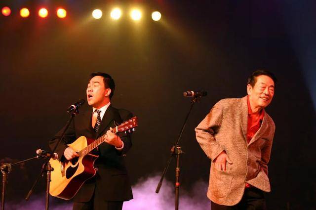 “蔫哏宗师”走<strong></p>
<p>kcoin币行</strong>了