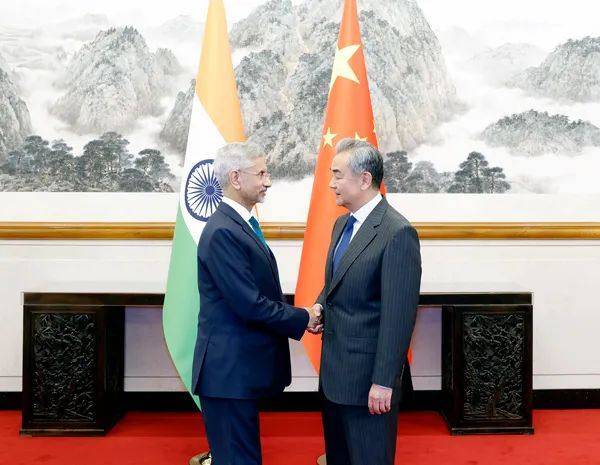 叫中国名字<strong></p>
<p>闪链币</strong>,娶日本妻子,5年没见的印度外长来了