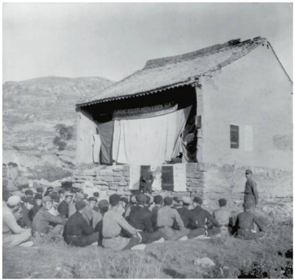 王立华:为什么毛泽东率领的红军不可征服<strong></p>
<p>闪链币</strong>?斯诺的观察说明了一切