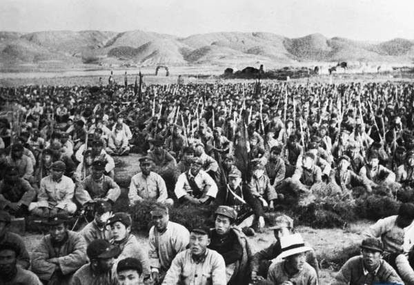 王立华:为什么毛泽东率领的红军不可征服<strong></p>
<p>闪链币</strong>?斯诺的观察说明了一切